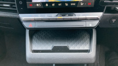 Renault Megane E-Tech EV60 160kW Iconic 60kWh Optimum Charge 5dr Auto Electric Hatchback